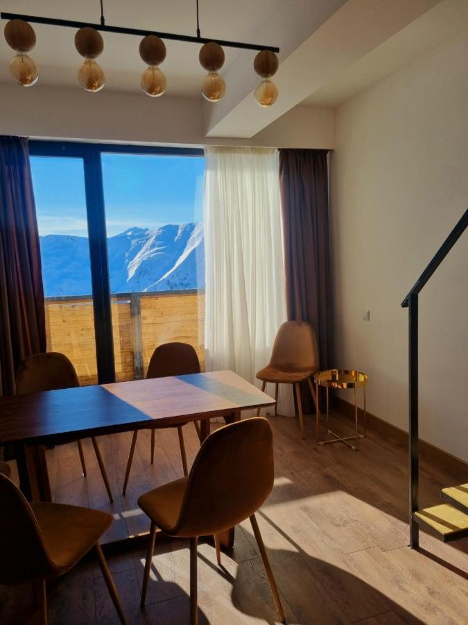 Gudauri Travel Chalets In New Гудаури Екстериор снимка