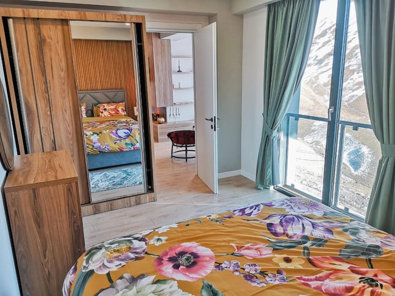 Gudauri Travel Chalets In New Гудаури Стая снимка